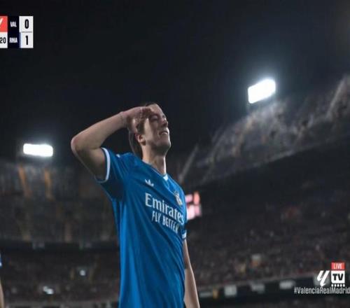 岁前皇马球,天进球荒后,重返赛场,90vs足球比分,90vs体育即时比分,90vs体育比分网,比分直播