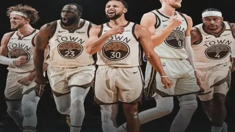 “姆巴佩拒绝曼联巨额合同邀请，西班牙媒体披露”